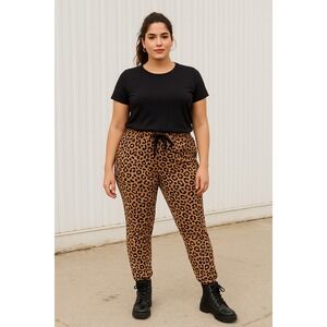 NWT Torrid Cheetah Print Joggers Size 4X